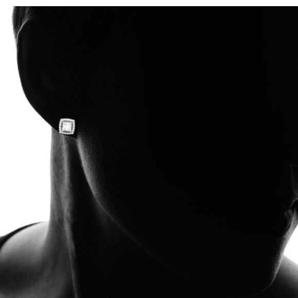 NEW! SWAROVSKI Halo Stud Earrings - Picture 3 of 4